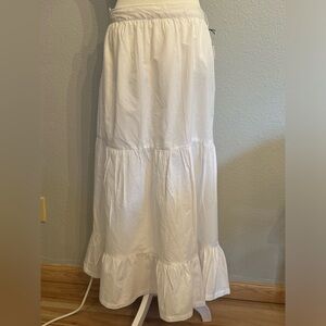 Japna Women’s Elegant White Maxi Skirt Size Large